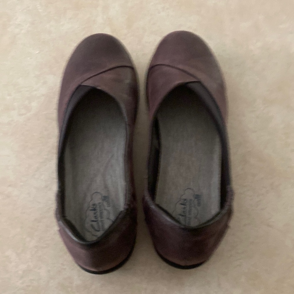 Clarks Cloud steppers Size 10 Plum